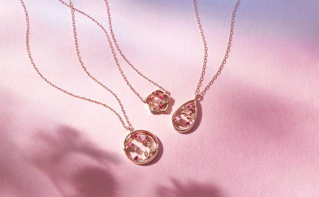 画像: From left K10PG Necklace/ Ruby/Topaz/ Tourmaline/ Diamond ¥34,000+Tax K10PG Necklace/ Ruby/Topaz ¥24,000+Tax K10PG Necklace/ Ruby/Topaz/ Tourmaline/ Diamond ¥32,000+Tax