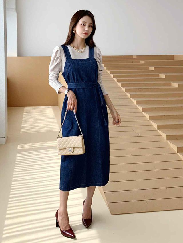 画像1: ストラップ付デニムワンピース ¥3,931