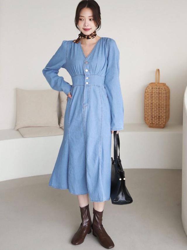 画像1: Vネックデニムワンピース ¥4,856 (税込)
