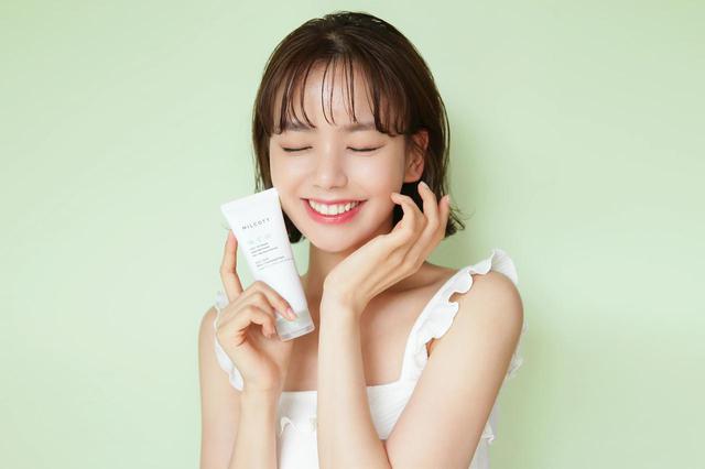 画像: 洗顔しながら角質ケア。 まっさらなやわらか肌に整えて、スキンケアの効果UP!