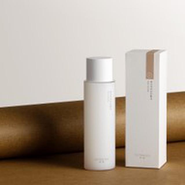 画像: 商品名 :塗る化粧水 販売価格:¥3,520 (税込) 精製水の代わりに米ぬか水※を約78%使用し、お肌を保護します。 ※コメヌカ水(保湿成分)