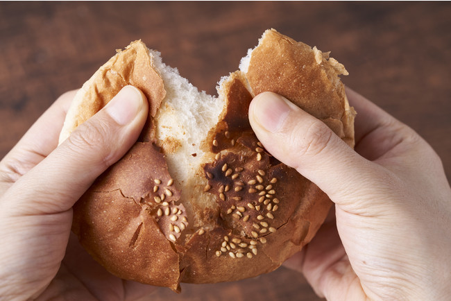 画像: パリッふわっ食感のバンズ