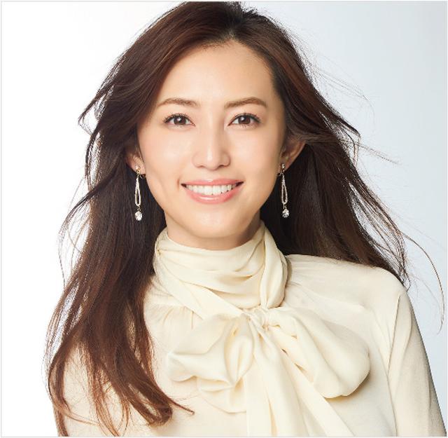 画像: 美容研究家・モデル・女優 有村実樹さん