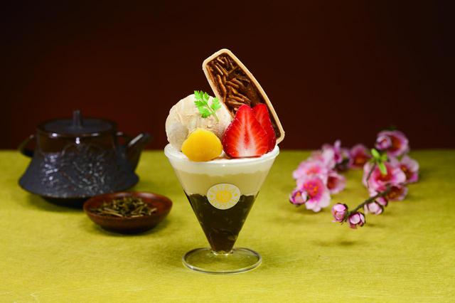 画像: ■いちごのシュークリーム 税抜 480 円(税込 528 円) 販売期間:1/8(金)~1/21(木) ※各店舗 1 日 20 食限定、お持ち帰り不可 ○トッピング(上から順に) 粉砂糖、セルフィーユ、ホイップ、カスタード、いちご、シュー生地