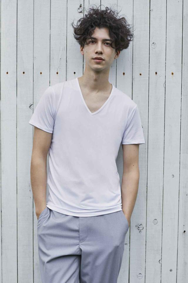 画像2: ファッションがすっきり決まる機能性インナー「STYLE-DRY」