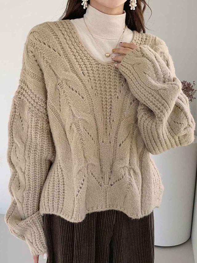 画像1: ルーズVネックニット ¥4,421 (税込)