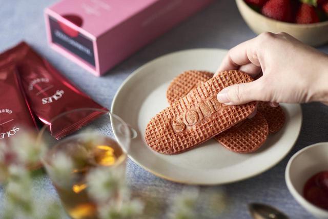 画像2: 「どこまでもバターな一枚。」がコンセプトのもっちり食感のゴーフレット