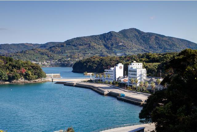 画像: 県南エリアのおすすめ温泉:湯の児温泉