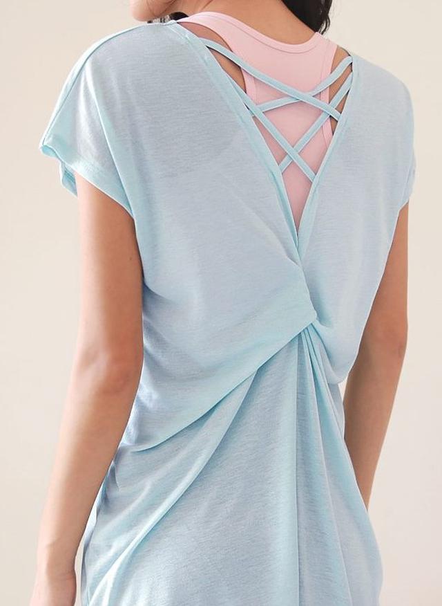 画像1: バッククロスツイストTシャツ ¥2,431 (税込)