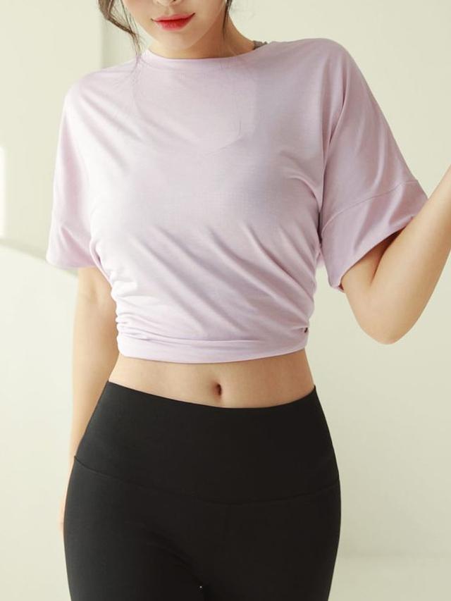 画像1: バックスリットTシャツ ¥3,212 (税込)
