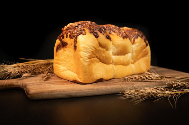 画像2: 食パンはおうち時間のすべての時間に…。