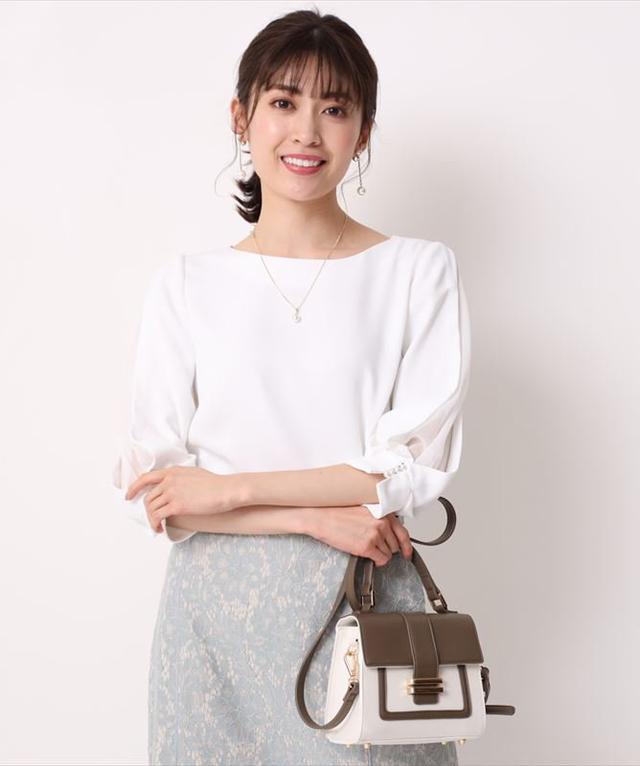 画像: Apuweiser-riche 洗えるネックレス付ブラウス ¥16,500(税込)