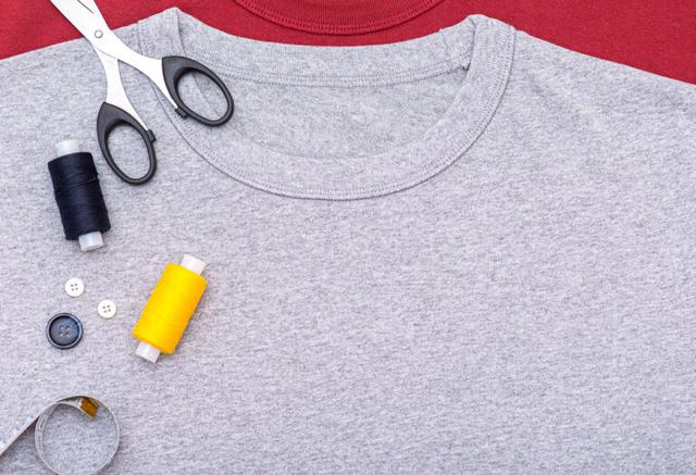画像: 【超簡単】Tシャツで縫わずにできるエコバッグの作り方