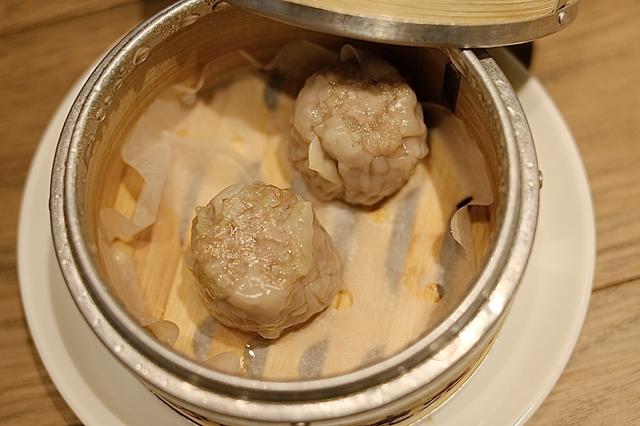 画像: 鹿児島産黒豚の肉焼売(3コ入り) ■価格:420円(税込)