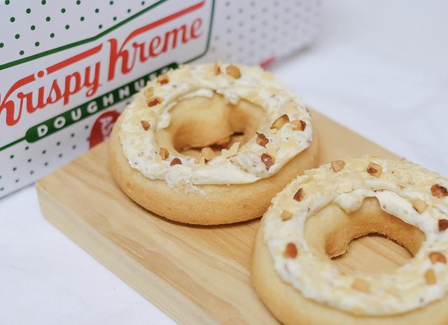 画像1: 【試食レポ】「クリスピー・クリーム・ドーナツ」の初夏限定“ムチッモチッ”食感ドーナツ『ムチモチ 香ばし玄米きなこ』新登場♡