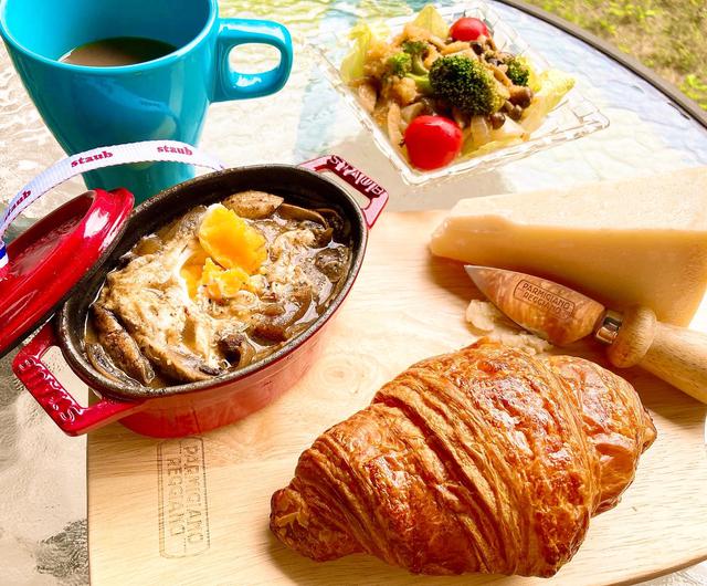 画像: シチューの上にかけて焼いても絶品です!