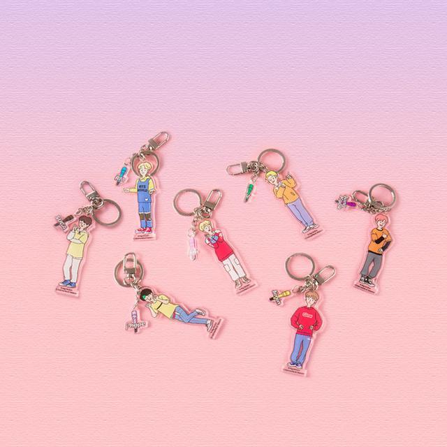 画像1: 「BTS WORLD 」公式グッズ 商品ラインナップ例