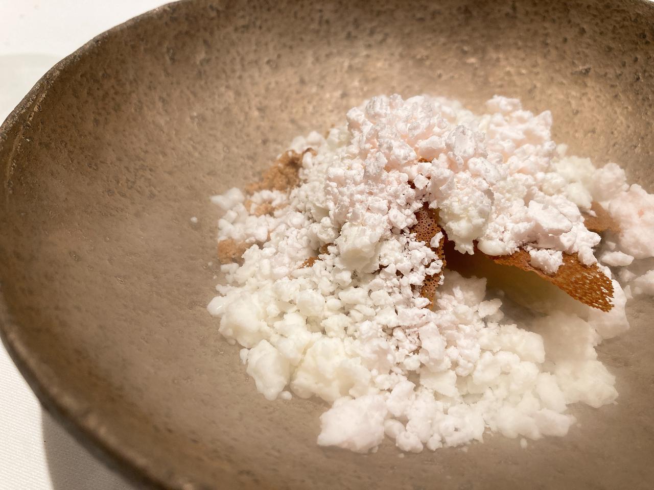 画像1: テーブルの上のエンターテインメント