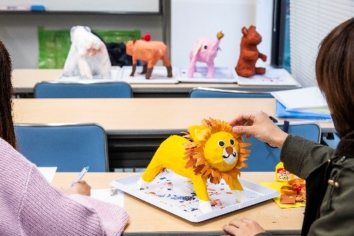 画像1: チャイルドケアカレッジ「こども保育専攻」が「専門実践教育訓練指定講座」に認定