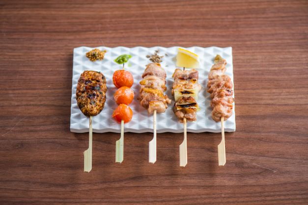 画像14: 「新宿横丁」でしか味わえない、バラエティ豊かな各店舗のイチオシ!メニューをご紹介!