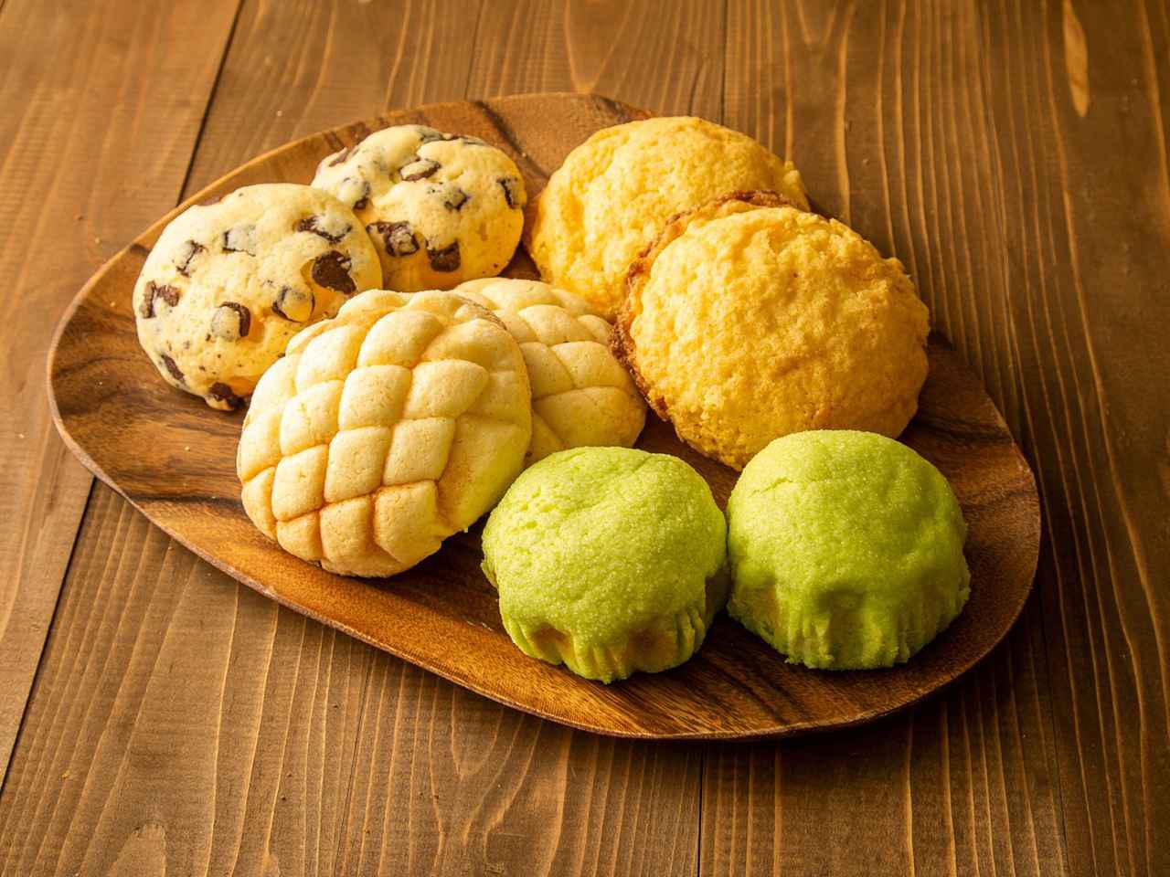 画像: 1954 年創業。『2013 年日本全国ご当地パン祭り』銅賞 『かりかりメロンパン』 グンイチパン:群馬県伊勢崎市