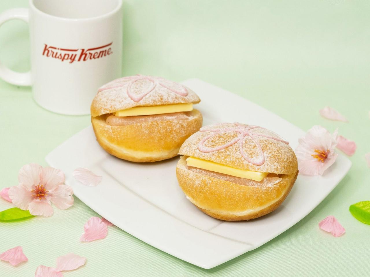 画像: 春の味わいが口いっぱいに広がる春限定ドーナツ『クリスピー・クリーム・プレミアム 桜あんバター』