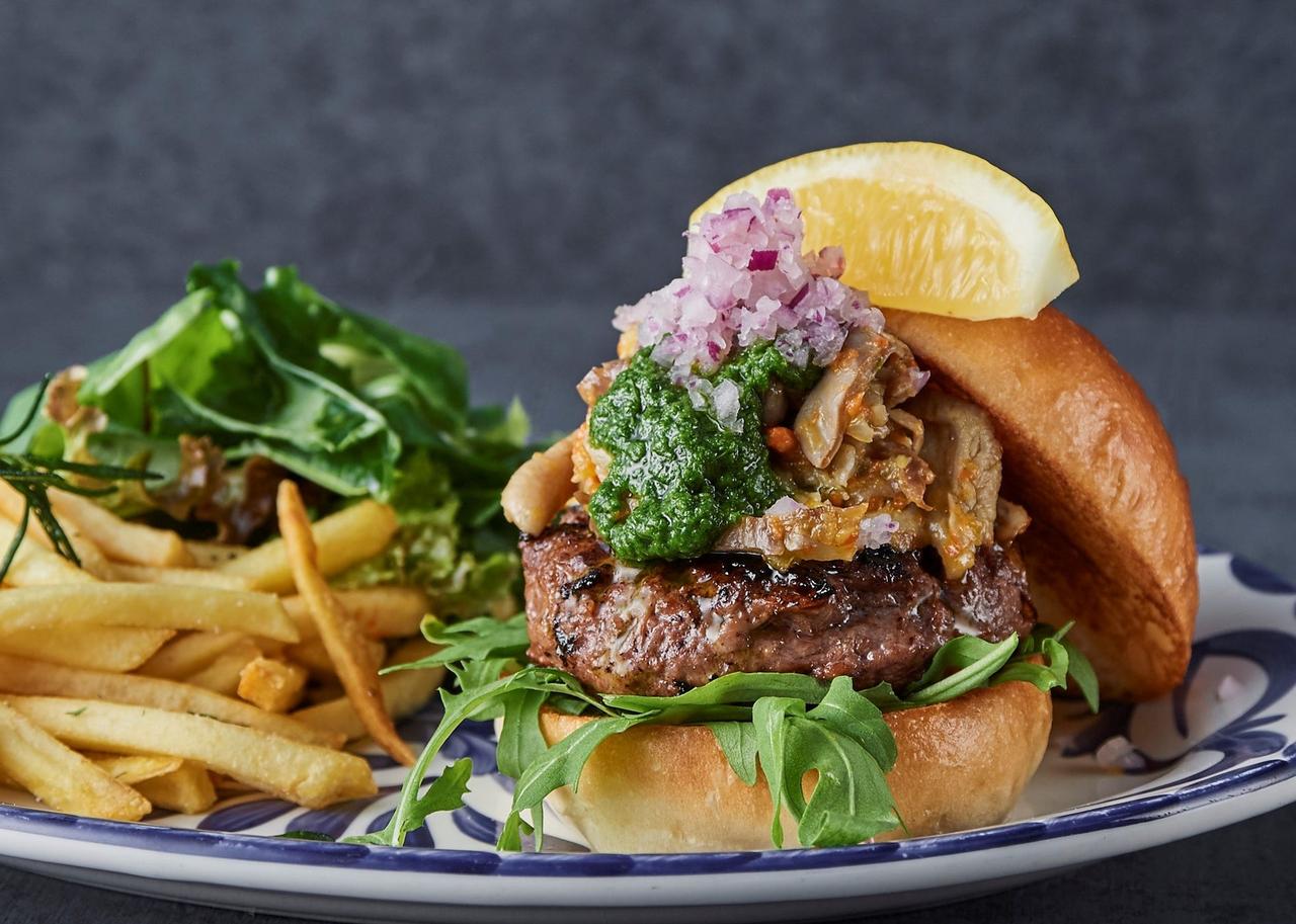 画像1: 各店舗の個性がキラリと光る“進化系バーガー”も