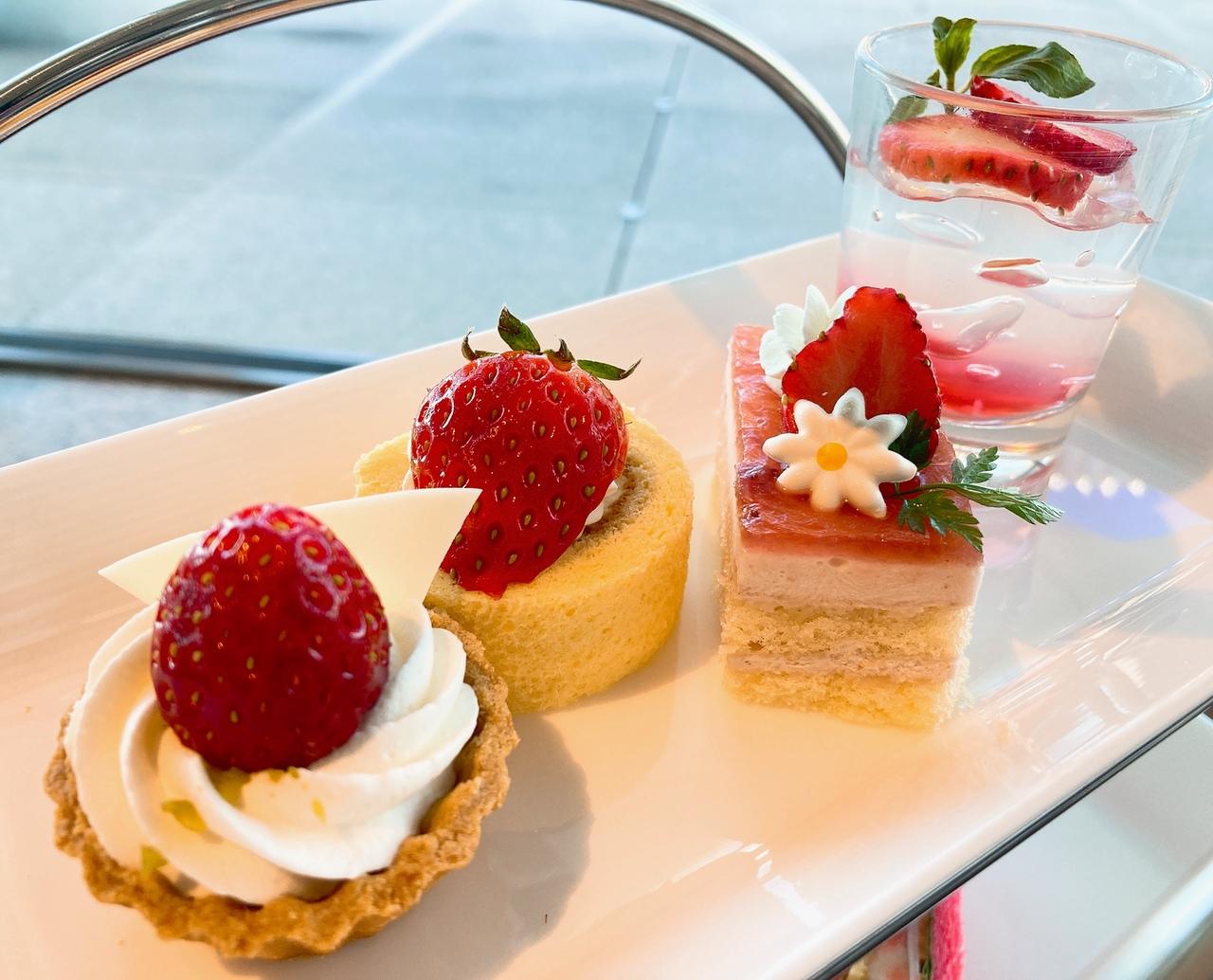 画像3: 「かわいい♡」が止まらない!3段スタンドのアフタヌーンティー