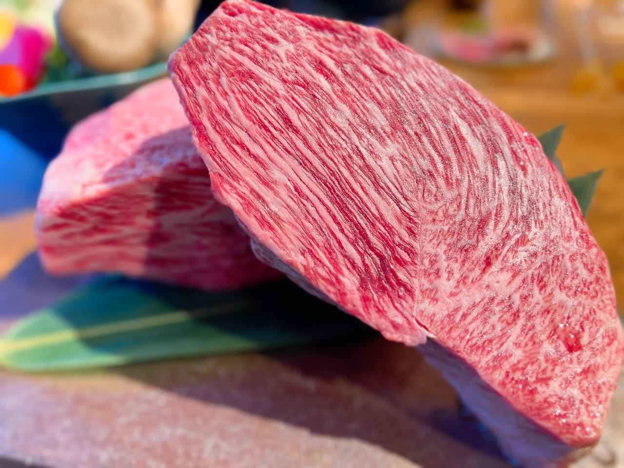 画像2: 日本最高峰の和牛、「宮崎牛」も食べられる!