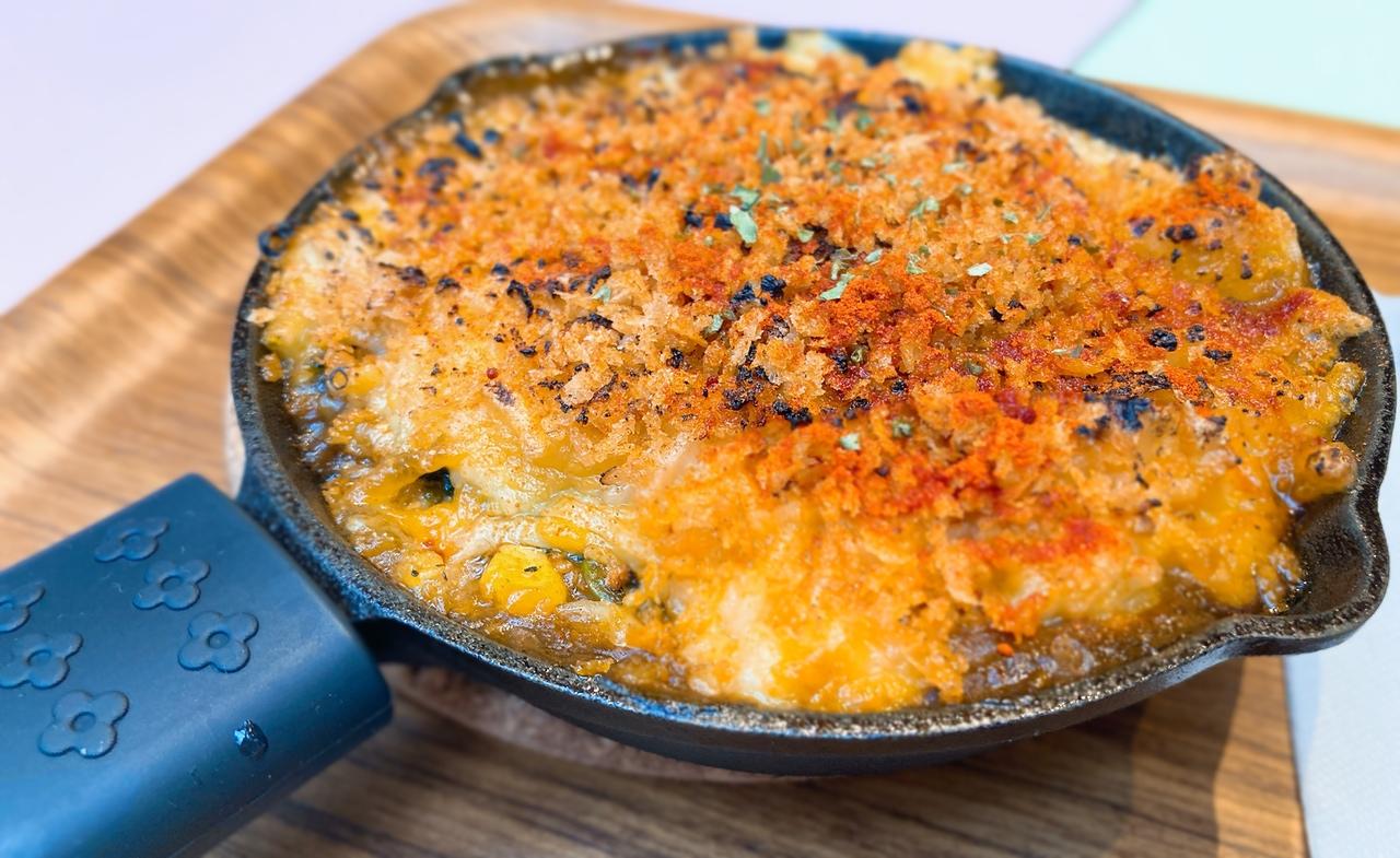 画像1: アツアツの焼きチーズカレーも、実はプラントベースフード！