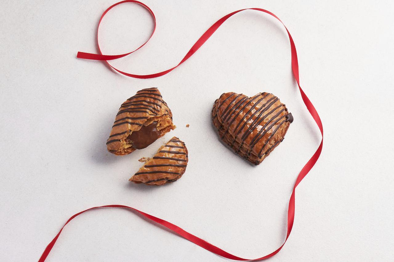 画像: 【試食レポ】期間限定！焼きたてアップルパイ「RINGO」にチョコづくしの濃厚フレーバー♬バレンタインはハート型で想いを伝えよう♡