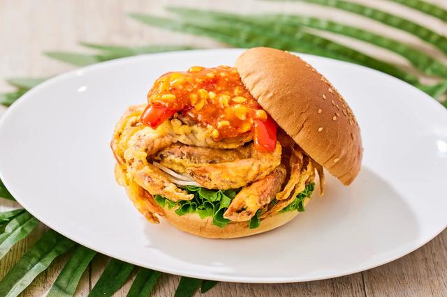 ハンバーガ 試食レポ】明日は「カニの日」！フレッシュネスバーガーの新作、「チリ