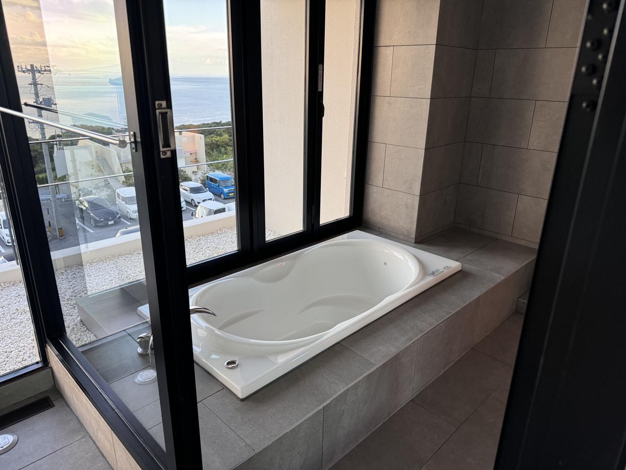 画像 : 1番目の画像 - 「沖縄で人気の古宇利島でChill out stay♡究極のLuxury Boutique Hotel【One Suite THE GRAND】」のアルバム - カワコレメディア