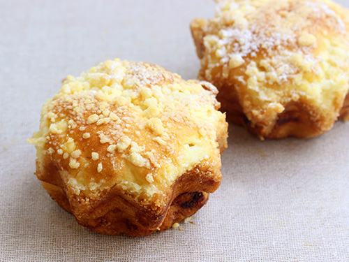 画像: ドンクイーラde沼津店 ホワイトチョコとりんごのカスタード