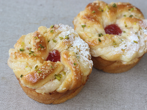 画像: ドンク宇都宮パセオ店 イチゴのクリームチーズ