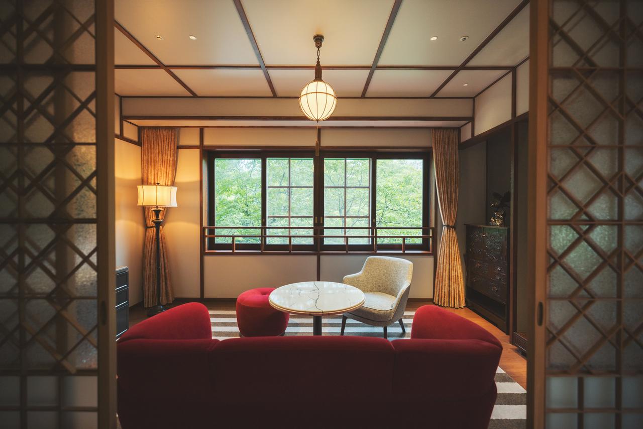 画像: 万平ホテルの象徴!ジョン・レノンも宿泊した”アルプス館”