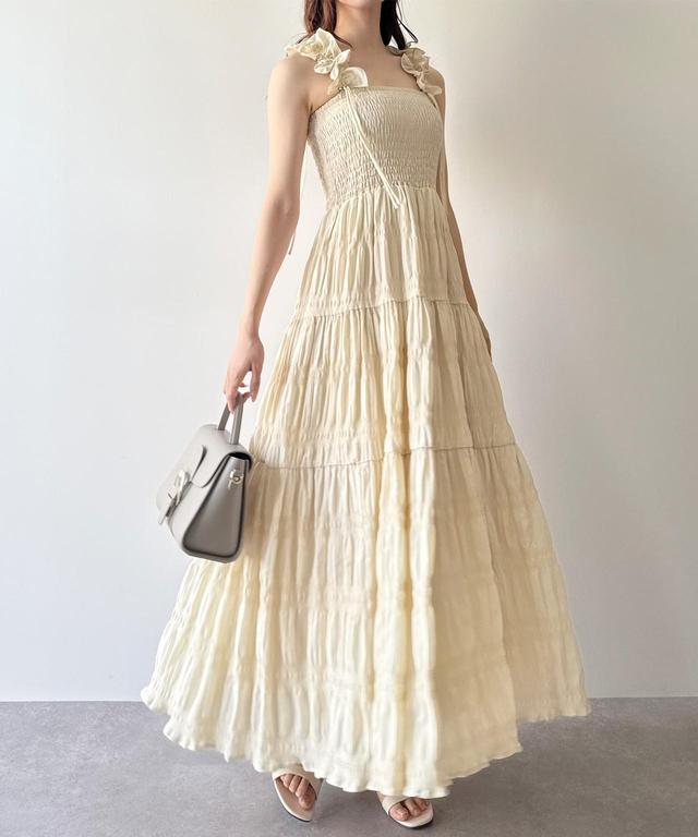 画像: ・ギャザーショルダーエアリーワンピース