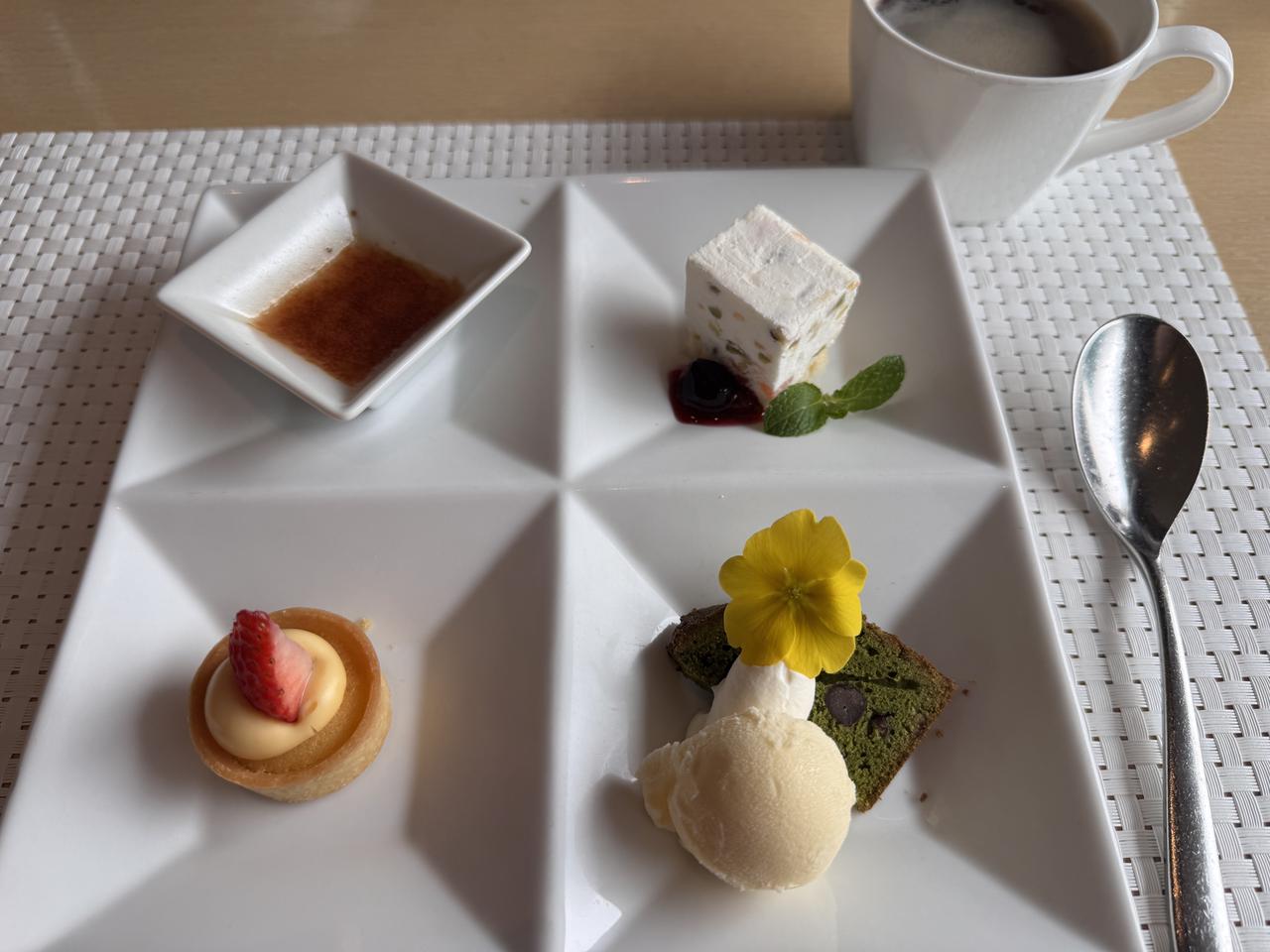 画像: 選べるメイン料理