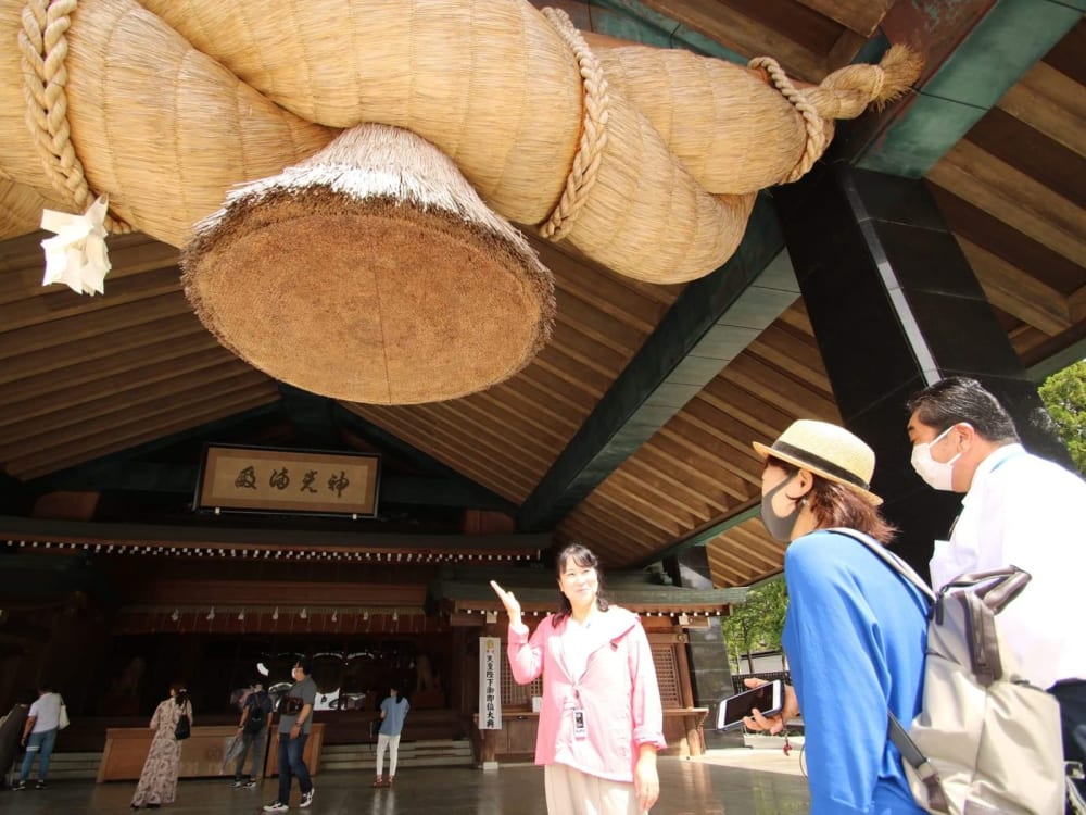 画像: 神話ナビゲーターがいざなう神がいた世界「出雲大社」 心優しき国づくりの神の知られざるアナザーストーリーに迫る＜出雲市／1~4名／2.5時間＞ | 島根の観光&遊び・体験・レジャー専門予約サイト VELTRA(ベルトラ)