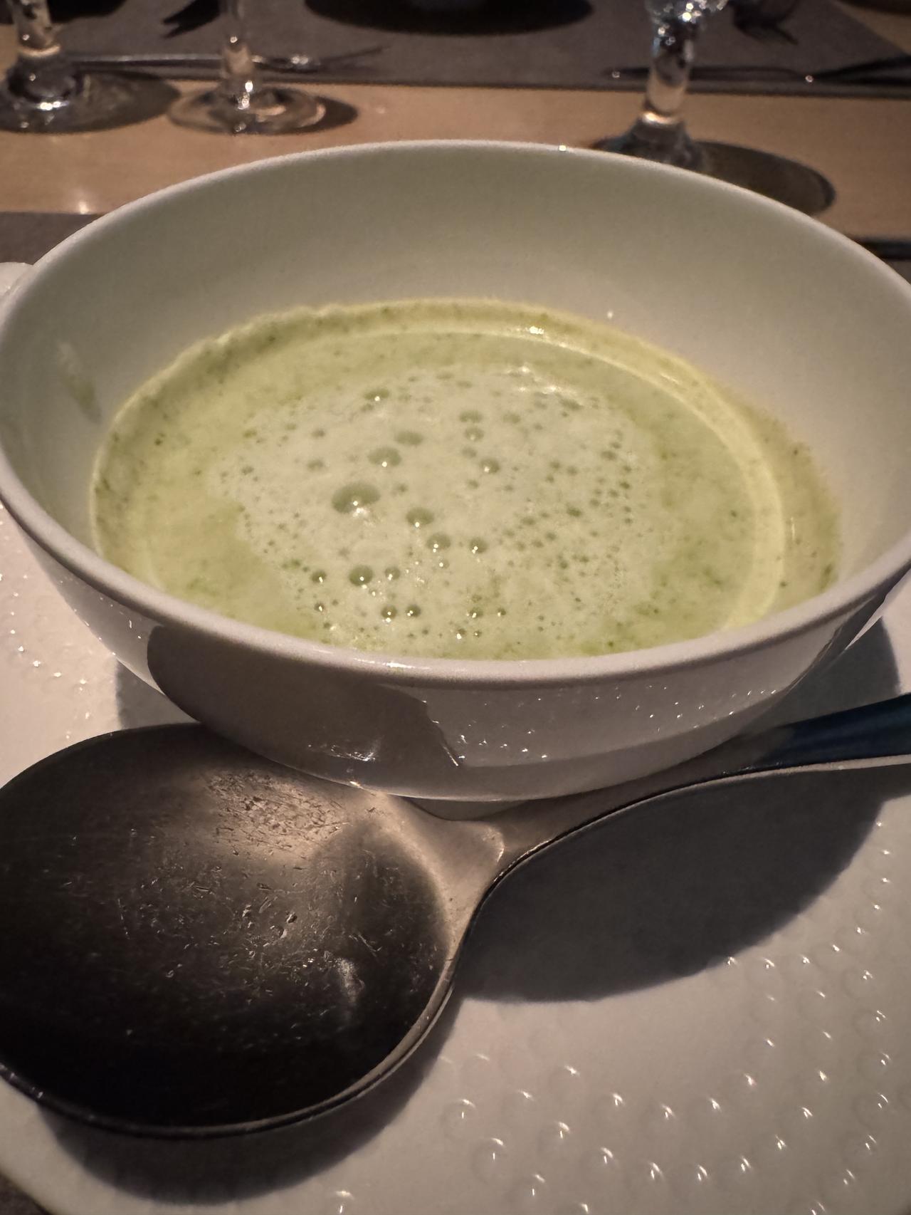 画像: スープ 菜の花のクリームスープ　グリーンカプチーノ仕立て