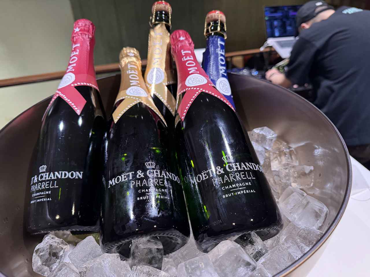 画像1: バースデーセレブレーションをテーマにした限定コレクション