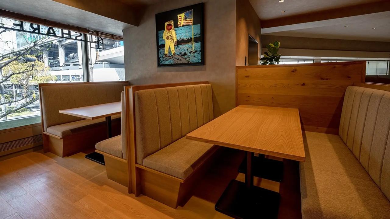 画像1: 複数人利用も可能なボックス席