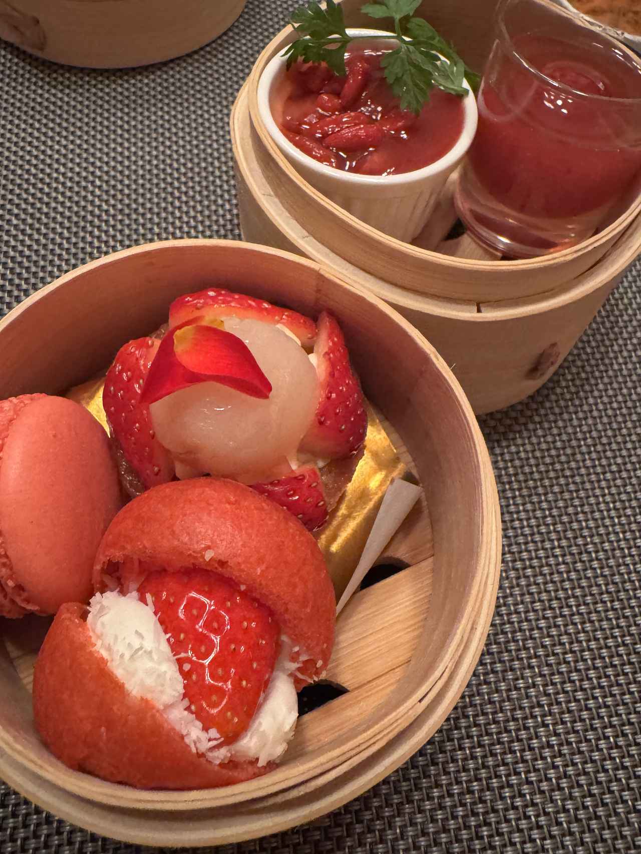 画像 : 5番目の画像 - 「苺×点心の夢コラボ♡ANAインターコンチネンタルホテル東京で「ストロベリー・チャイニーズ・アフタヌーンティー」開催中」のアルバム - カワコレメディア