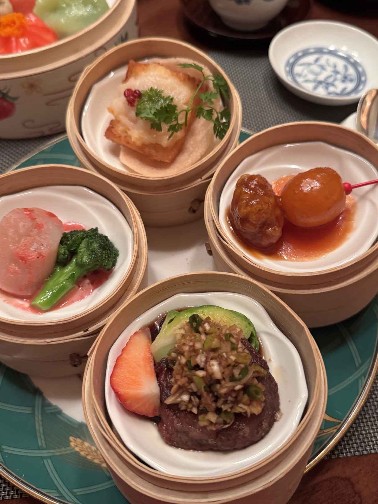 画像 : 2番目の画像 - 「苺×点心の夢コラボ♡ANAインターコンチネンタルホテル東京で「ストロベリー・チャイニーズ・アフタヌーンティー」開催中」のアルバム - カワコレメディア