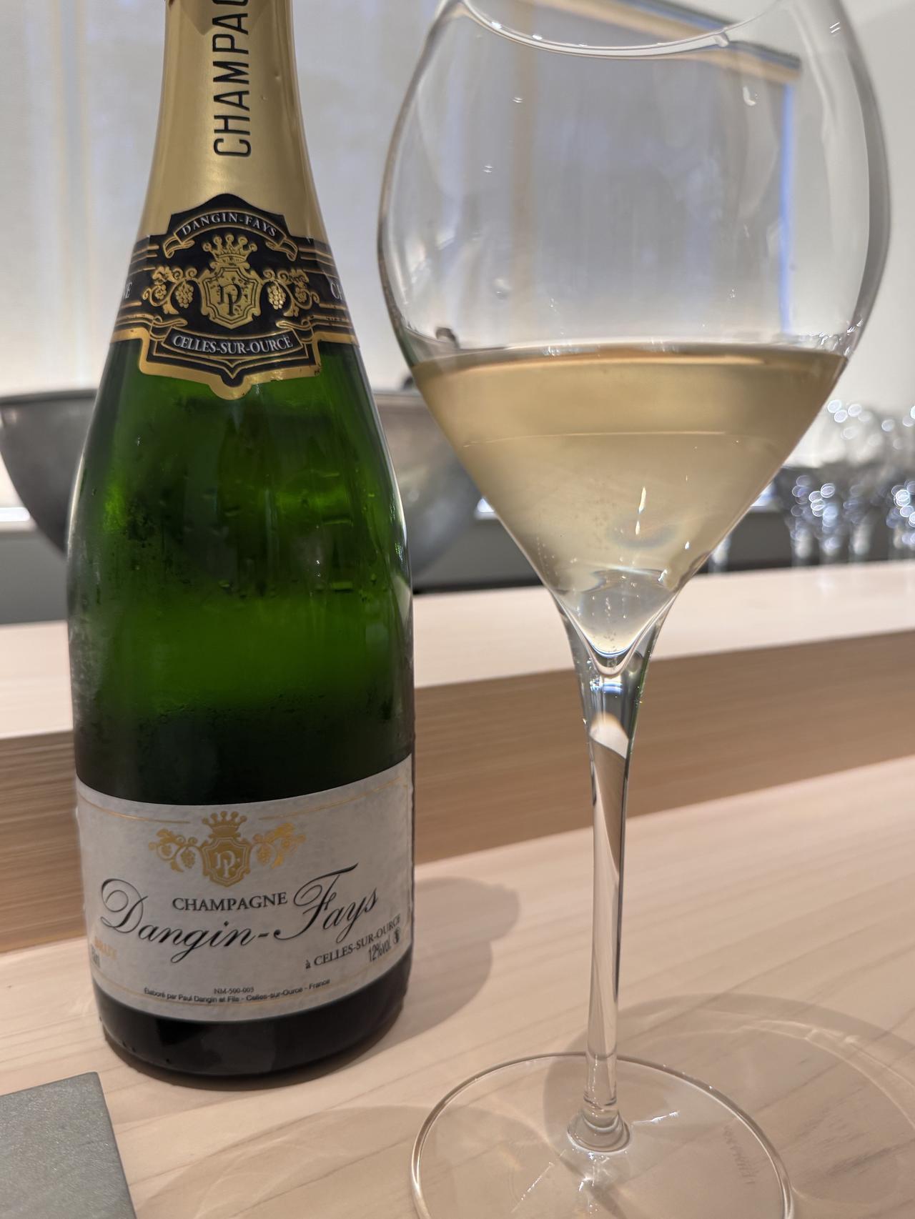 画像42: 真っ白に包まれる贅沢♡世界初のオフィシャル・シャンパン・ホテル【Cuvée J2 Hôtel Osaka by 温故知新】