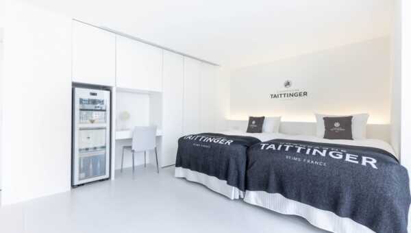 画像: 世代を超える家族の魂が息づく芳醇なシャルドネの調和 「11F テタンジェ」