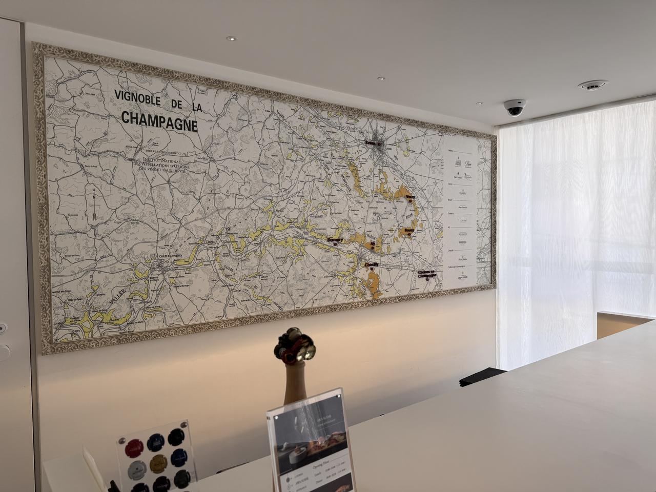 画像4: 真っ白に包まれる贅沢♡世界初のオフィシャル・シャンパン・ホテル【Cuvée J2 Hôtel Osaka by 温故知新】