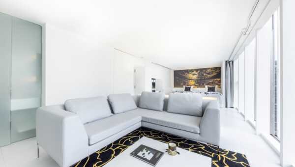 画像: 高貴な品質と宝石のような輝き。フランス王妃の選ぶ至高のシャンパーニュ。 「12F レア・シャンパーニュ」