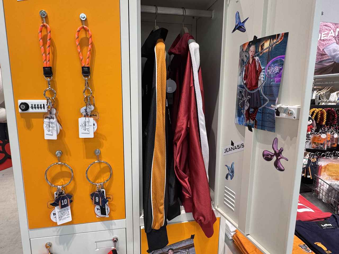 画像: 大人気バレーボールアニメ「ハイキュー!!」とJEANASISの世界観が交差する限定アイテムが登場。