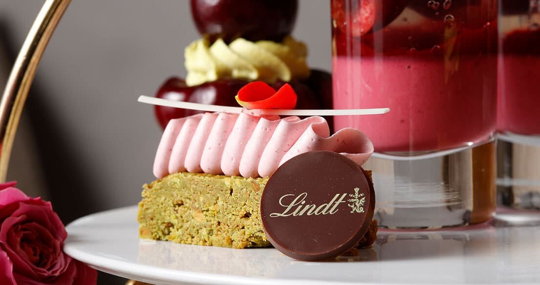 画像: チェリーアフタヌーンティー with リンツチョコレート